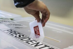 Políticos opinan sobre baja votación en Magallanes