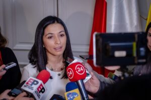 Gobierno a la espera de antecedentes de la UMAG