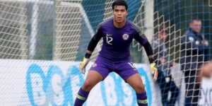 Arquero de la Roja Sub 20 invitó a Rueda a fijarse en los arqueros no nacionalizados