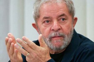 Lula pide a la justicia su libertad