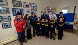 Mineduc no cerró escuela en la Antártica
