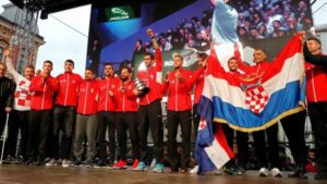 Miles de aficionados recibieron a los campeones de la Davis