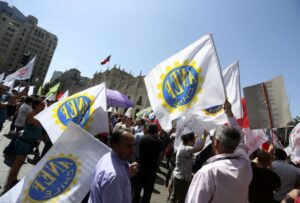 Gobierno y sector público sellan acuerdo por reajuste salarial de 3,5%