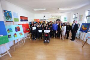 Visita la exposición artística del Centro de Capacitación Laboral