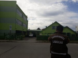 Millonario robo de equipos afectó a la Escuela Portugal de Punta Arenas