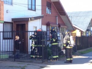 Fuga de gas movilizó a Bomberos hasta la Población Oscar Viel de Punta Arenas