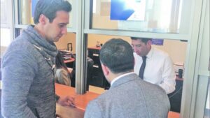 Víctima se querelló contra importador que le vendió auto ingresado como chatarra