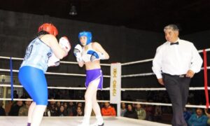 Con presencia de destacados púgiles nacionales se llevó a cabo velada boxeril en Porvenir