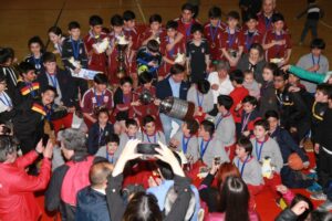 Ante un buen marco de público y deportistas se bajó el telón a la Liga Deportiva Escolar