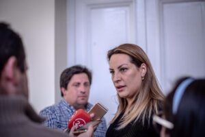 Tras reunión sin humo blanco sigue incertidumbre por proyectos en salud, seguridad y turismo