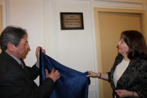 Emotivo homenaje de autoridades de Educación al recordado exseremi Raúl Muñoz