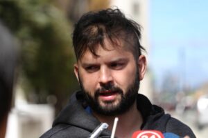 “Sigo viendo de parte del Gobierno improvisación respecto de Magallanes”