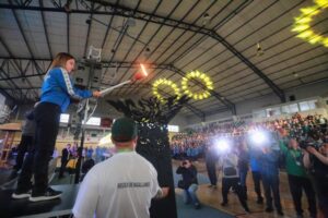 Juegos de La Araucanía se iniciaron con masiva ceremonia en el Gimnasio Fiscal