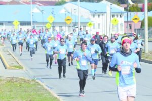 1.200 deportistas se lucieron en la “Primera Corrida de la Construcción”