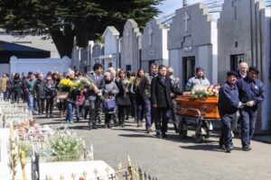 Con profundo pesar despidieron al Dr. José Vukasovic