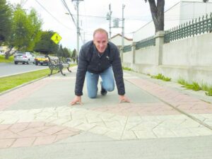 Diputado Keitel visitó Magallanes y se puso en la partida contra el acoso sexual en el deporte