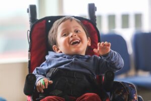 La alegría de Agustín y sus visitas al Centro de Rehabilitación