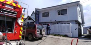 Dos personas con quemaduras dejó explosión e incendio en calle Zenteno