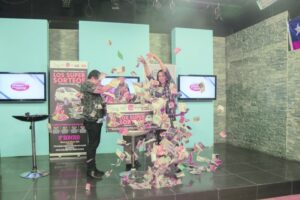 Pingüino Multimedia premió a los primeros afortunados ganadores del “Súper Sorteo”