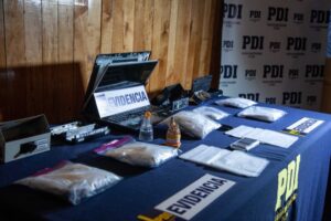 “Burrero” colombiano arriesga 7 años de cárcel por traer más de 3.500 dosis de cocaína