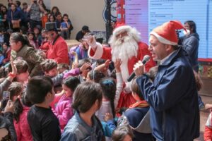 4 mil niños recibieron regalos del  Viejito Pascuero en Navidad del municipio
