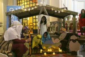 (Galería) Emotiva Cantata de Navidad realizaron niños de Punta Arenas