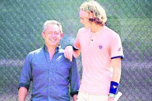Chileno destaca detrás del  éxito de Alexander Zverev en el ATP