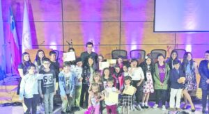 Academia del maestro Christian Vila cerró año con brillante presentación