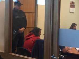 Carabineros detuvo a sujeto que robaba especies desde local de comida china