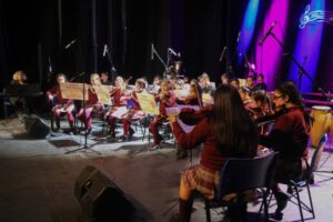 Jóvenes artistas de la Escuela Padre Alberto Hurtado realizaron brillante presentación