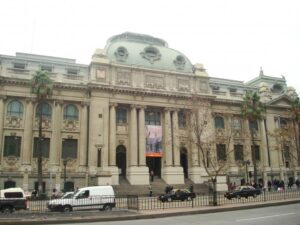 Delegado de Biblioteca Nacional  visitó Magallanes para incentivar el envío de obras regionales