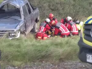 Dos lesionados dejó violento volcamiento ocurrido en Puerto Natales