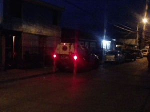Investigan muerte de joven hallada por su pareja al interior de su domicilio
