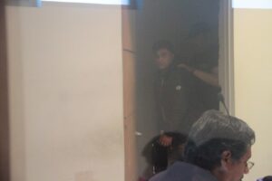 Guardia brutalmente agredida en supermercado teme por su vida ante libertad de su agresor