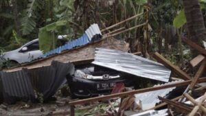 Casi 200 fallecidos por tsunami