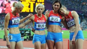 La IAAF decidió mantener  suspensión a atletas rusos