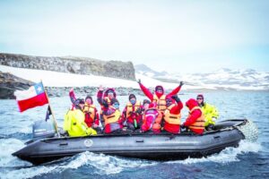 Finalizó la aventurera  XV Expedición Antártica Escolar
