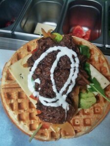 Conoce la nueva comida rápida que la lleva en Punta Arenas con su “Divino Sabor”