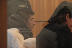 Condenan a sujeto por extorsionar a su mujer colocando un cuchillo en el cuello de su bebé