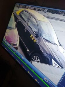 Denuncian a taxista que robó especies a mujer cuando le efectuó un viaje