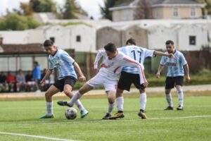 Progreso contra Chile y Cosal versus Sokol destacan hoy en el fútbol de la Asociación Punta Arenas