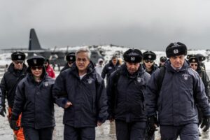 Presidente Piñera anunció modernización de Base Frei