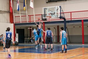 En búsqueda del “Bi”: Transportes Higinio López sigue invicto en el Básquetbol de Verano