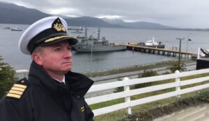 El capitán de navío César Miranda es el nuevo comandante del Distrito Naval Beagle