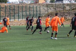 Renacer “A” alcanzó la punta de la Liga Popular tras golear a San Luis por 5 a 0