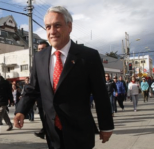 Presidente Piñera nunca aprendió la lección: tres intendentes en menos de un año