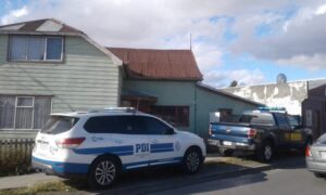 En un confuso incidente ocurrido en Natales, hombre recibió graves puñaladas