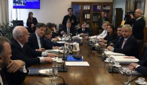 Marzo crítico: en peligro acuerdo por proyecto de modernización tributaria