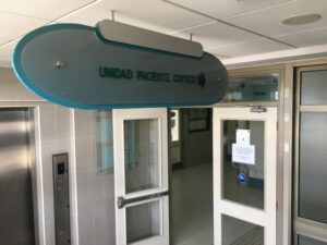 Grave permanece mujer atropellada en pleno centro de Punta Arenas