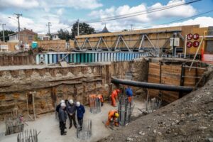 (Galería) Autoridades inspeccionaron avances del Puente Chiloé